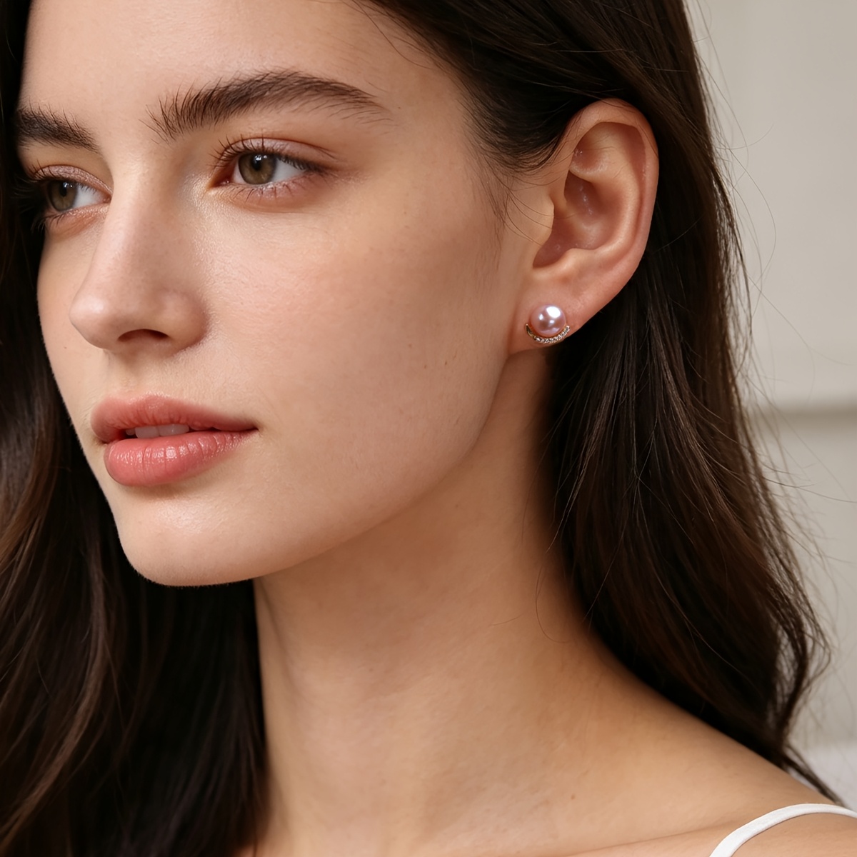 A Pair of 925 Silver Freshwater Pearl Earrings